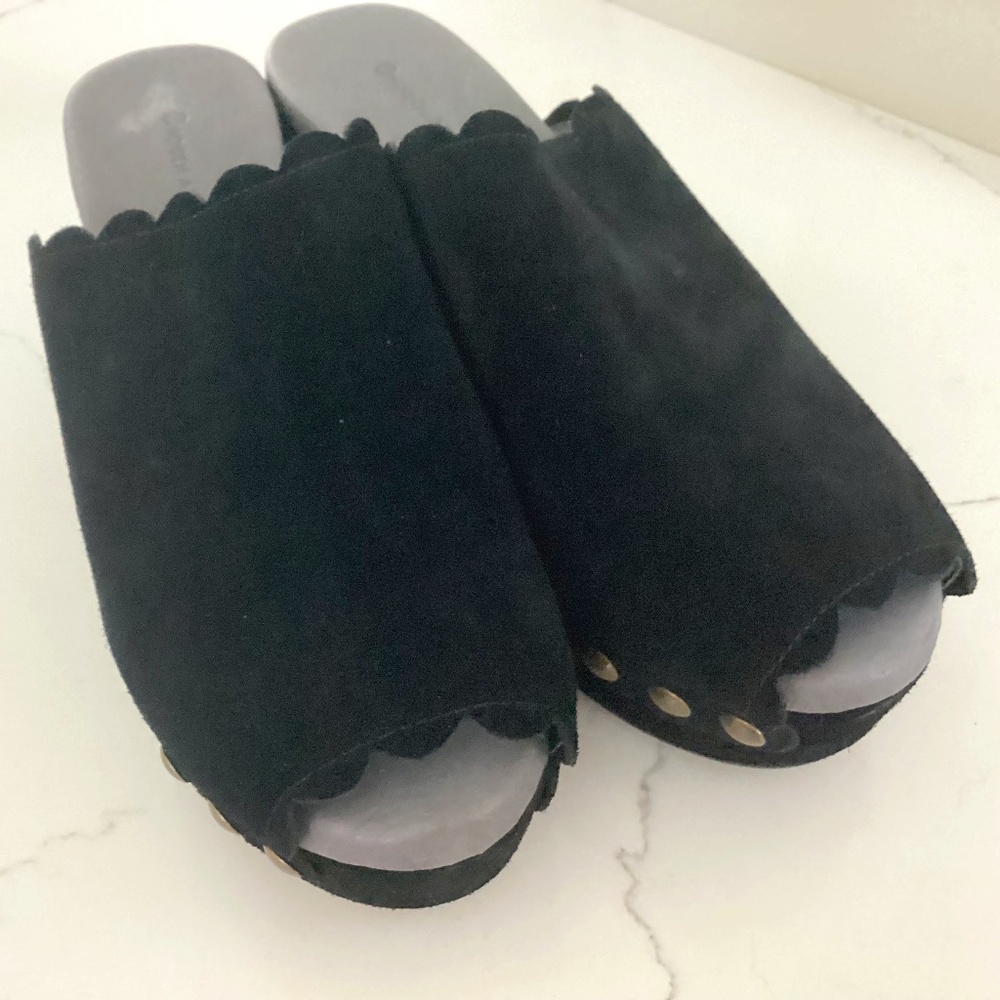 NEW chocolat Blu sandals